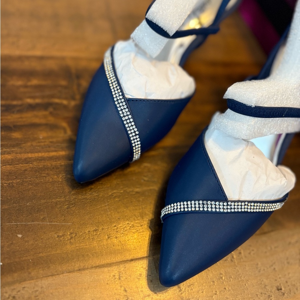 Easy Street Navy Heels with Rhinestone Accents 7.5 wide